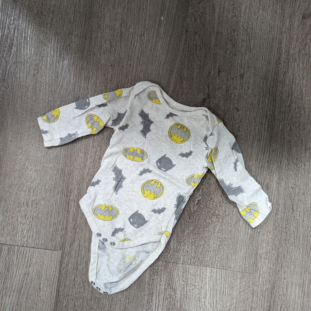0-3 month Batman Long sleeve Onsie